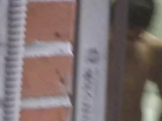 Il coreano prossimo bagno voyeur porno di sesso con un cazzo piccolo