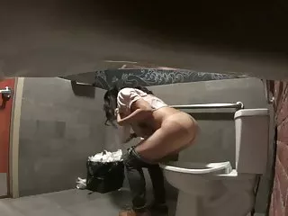 Caldo maledetto note di un wine bar, servizi igienici 54 guarda porno con tette gigantesche